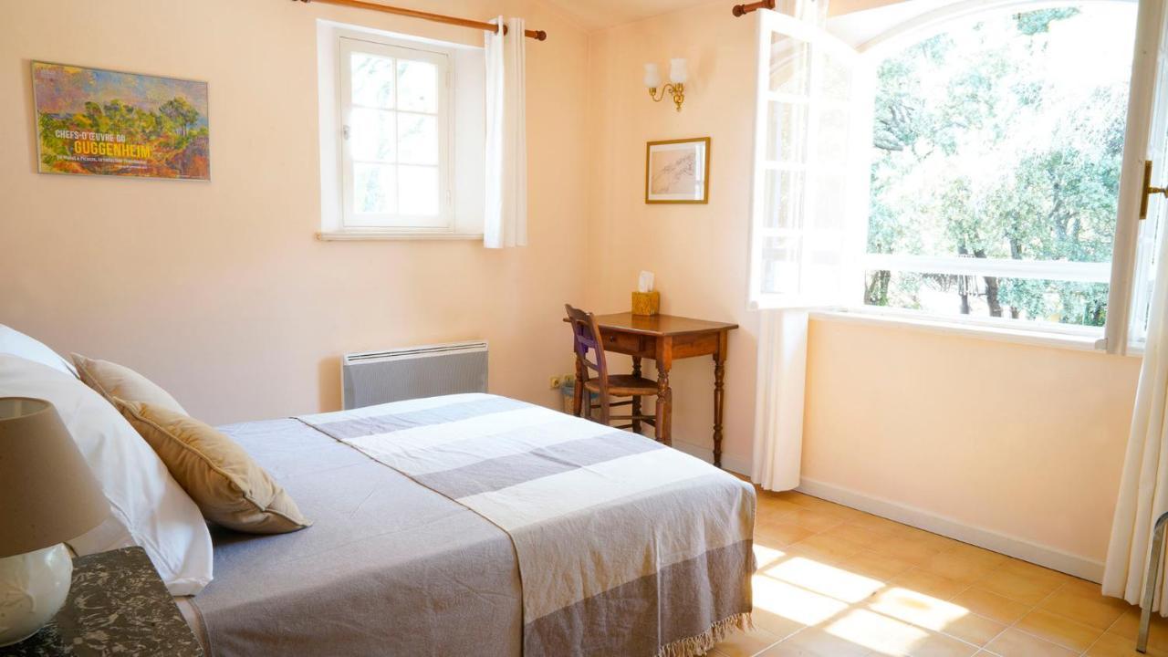 Chambres dans le Luberon - Bois Romay La Bastide-des-Jourdans Extérieur photo
